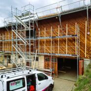 Winterstromproduktion an landwirtschaftlichen Gebäuden – Nachhaltige Solarenergie zur Unterstützung der Energieversorgung im Winter.