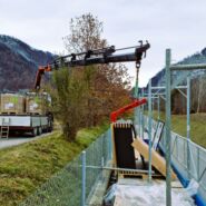 PV-Anlage an Strassen– Nachhaltige Winterstromproduktion ohne Beeinträchtigung der Alpenlandschaft.